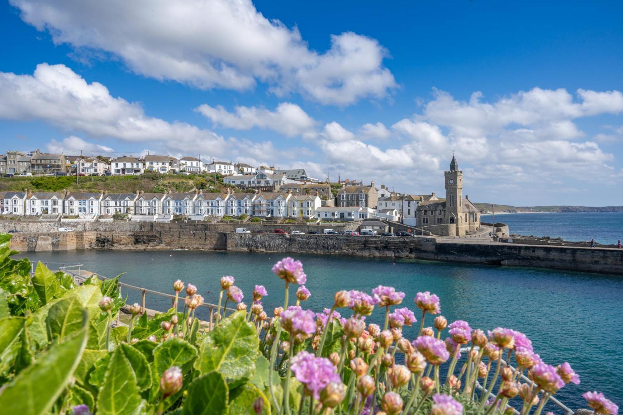 هيلستون Porthleven B And B المظهر الخارجي الصورة